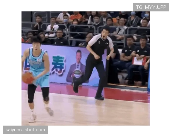 篮球比赛中违体犯规如何判定与处罚详解 篮球比赛中违体犯规如何判定与处罚详解